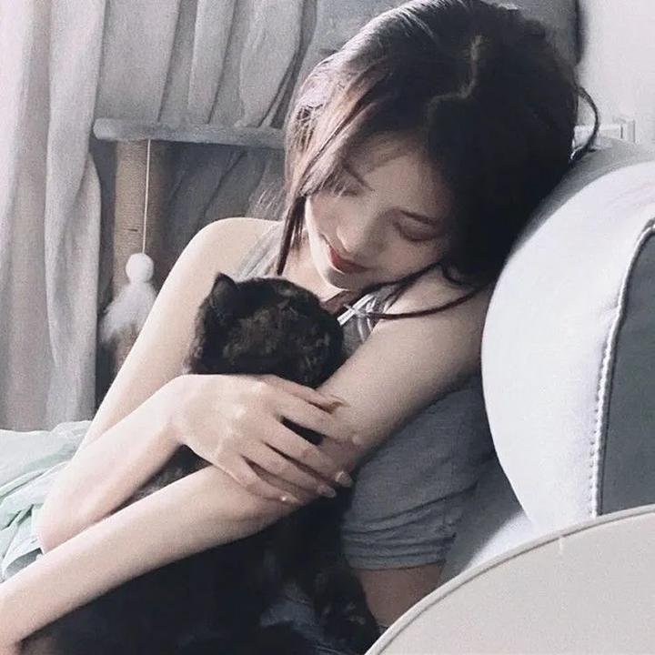 抓痕和乌鸦